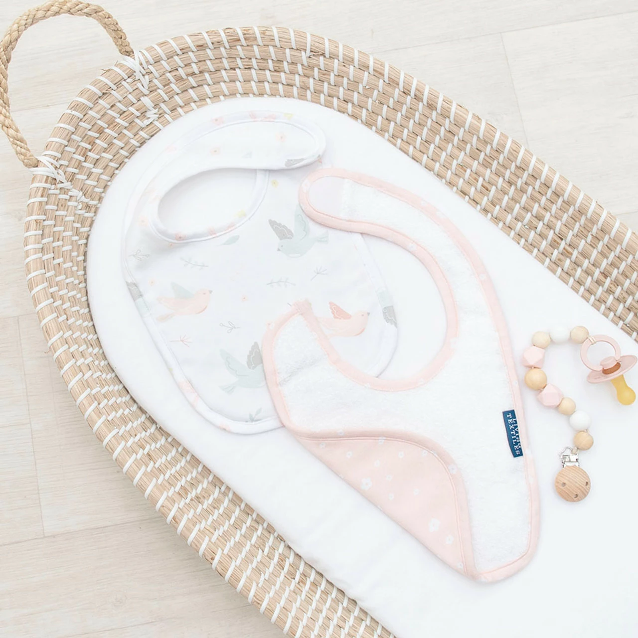 2 Pack Bibs Ava Birds/Blush Floral - Image 2