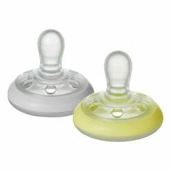 Tommee Tippee Breastlike Soother Daynight 0-6M 2 Pack